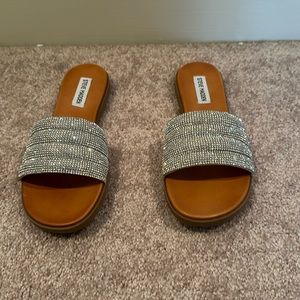 Steve Madden women’s slides